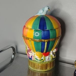 Ceramic Hot air balloon cookie jar